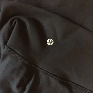Brand New Lululemon Throw Back Pant (size 4)